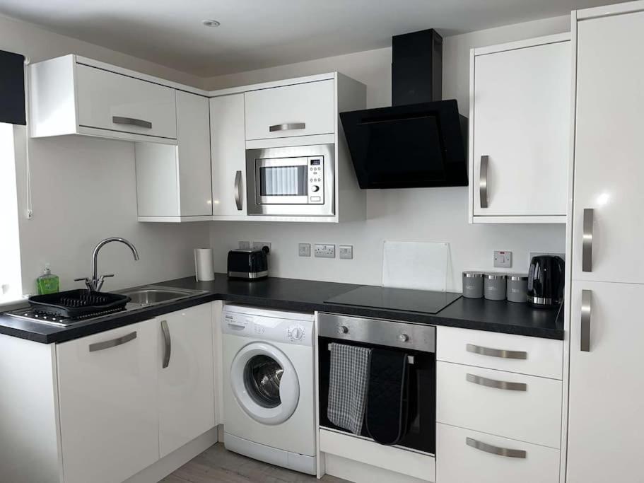 Lovely One Bed, Open Plan Studio Apartment. Culloden Dış mekan fotoğraf